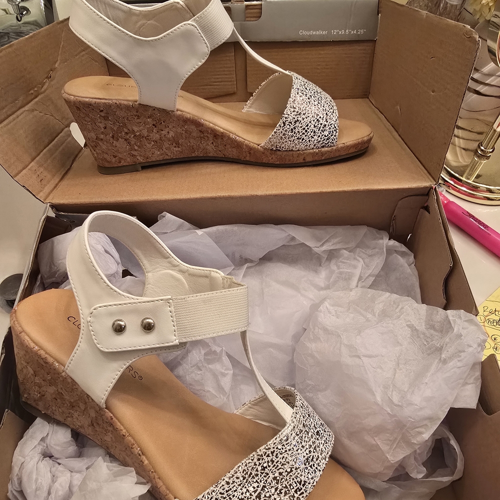 Cloudwalkera Cream and Tan Espadrille Wedges, Beautiful .